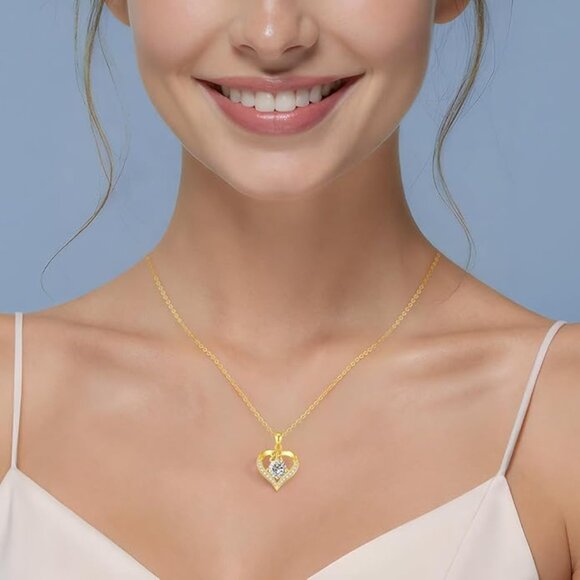 18K Gold Plated Moissanite R Initial Heart Necklace Sterling Silver NWT - Picture 3 of 7